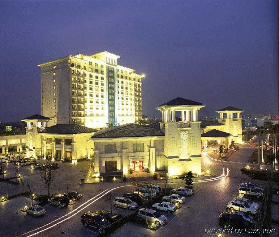 Grand View Hotel Dongguan  Bagian luar foto
