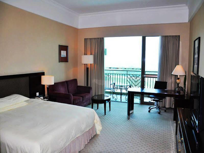 Grand View Hotel Dongguan  Bagian luar foto
