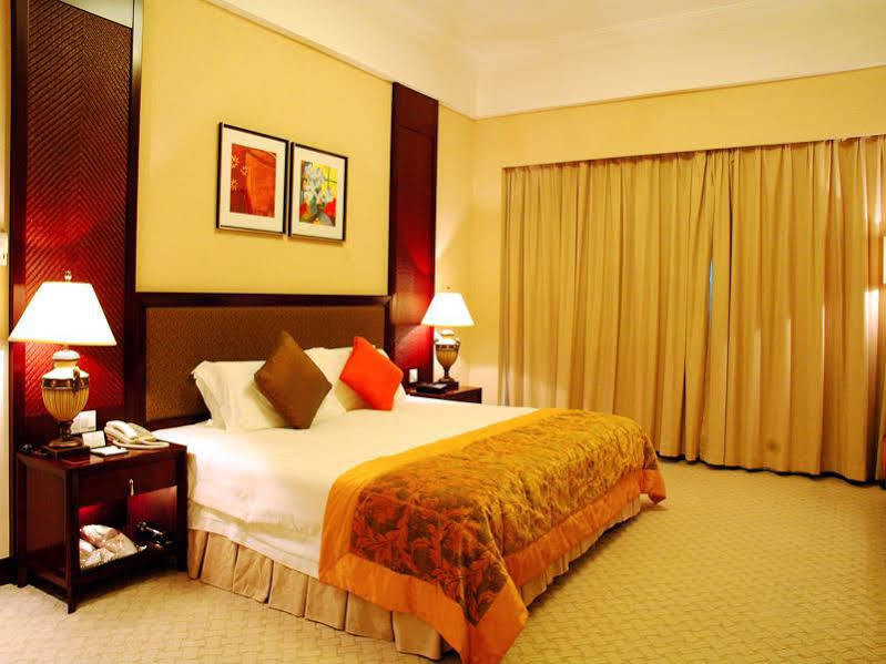 Grand View Hotel Dongguan  Bagian luar foto