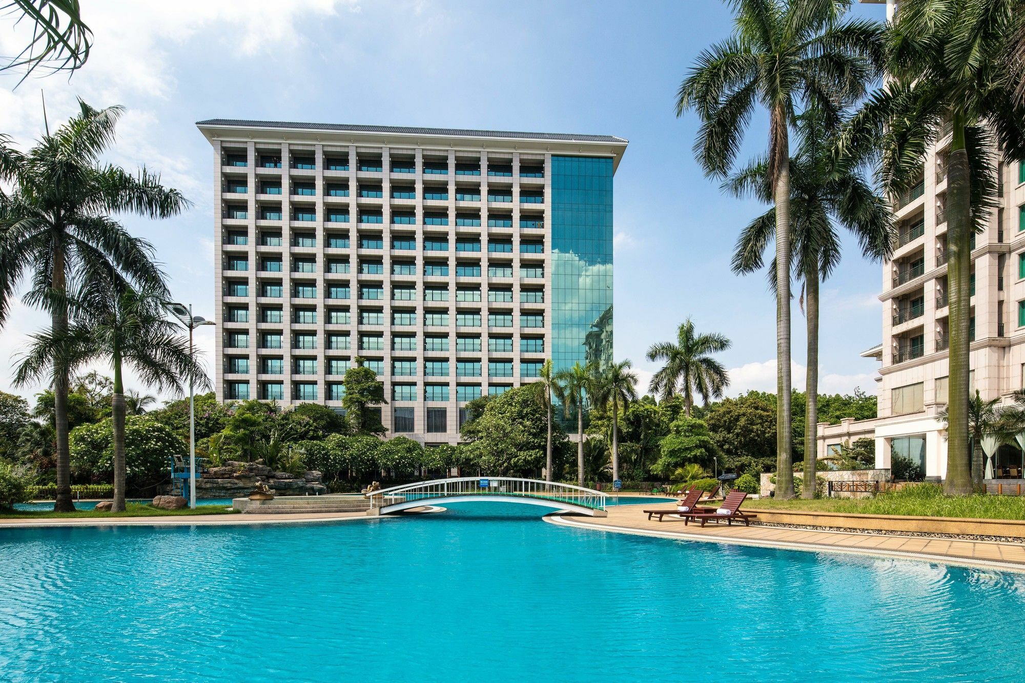 Grand View Hotel Dongguan  Bagian luar foto